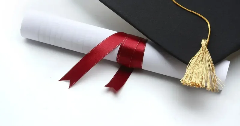 Токаев подписал закон, который упростит процедуру признания дипломов, полученных в вузах Китая, Кореи и Японии