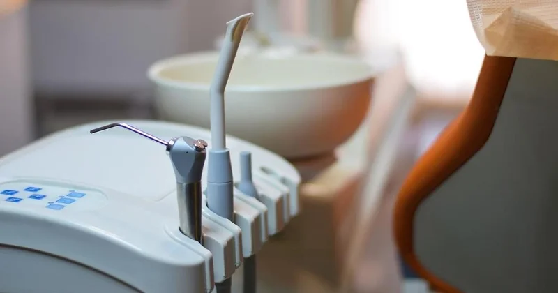 Внеплановые проверки: в Казахстане закрылись больше 140 стоматологий