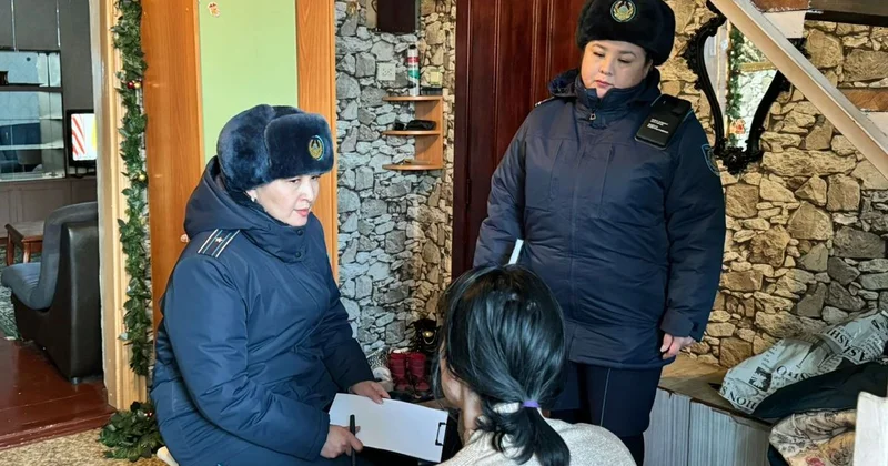 Мать одиночка зимует на даче с детьми : тревожный сигнал проверили в Петропавловске