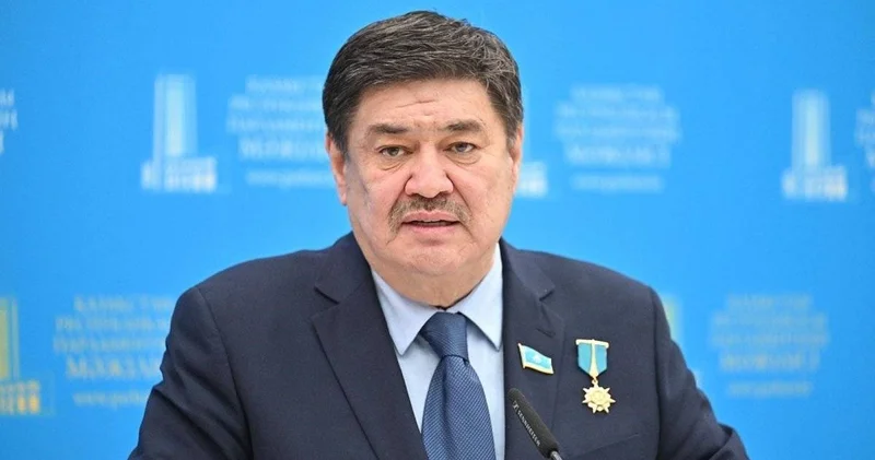 Азаматтық құқықтық шартпен жұмыс істеу енді заңсыз ба, депутат жауап берді