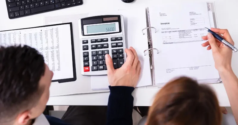 "Выгоднее иметь самозанятого". Штатные сотрудники дорого обходятся работодателям в Казахстане