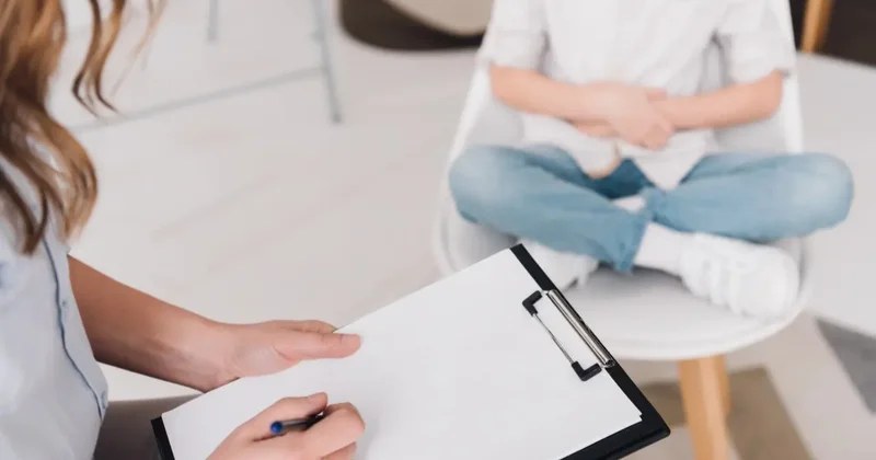 Должность кейс менеджера для защиты прав детей появится в Казахстане: чем они будут заниматься