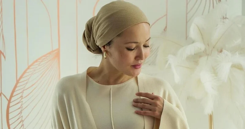 Хранительница очага : Камшат Жолдыбаева показала, как выглядит дома без макияжа