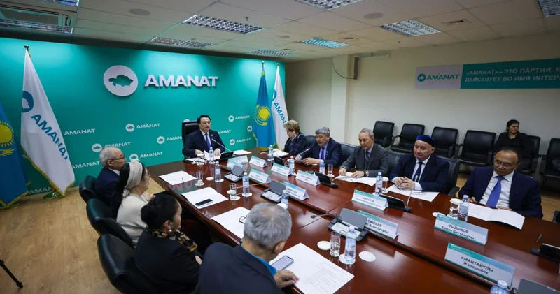 Аманжол Әлтай: Ата Заңды талқылау халықпен бірге жүргізіліп отырғаны бүгінгі реформаның басты ерекшелігі