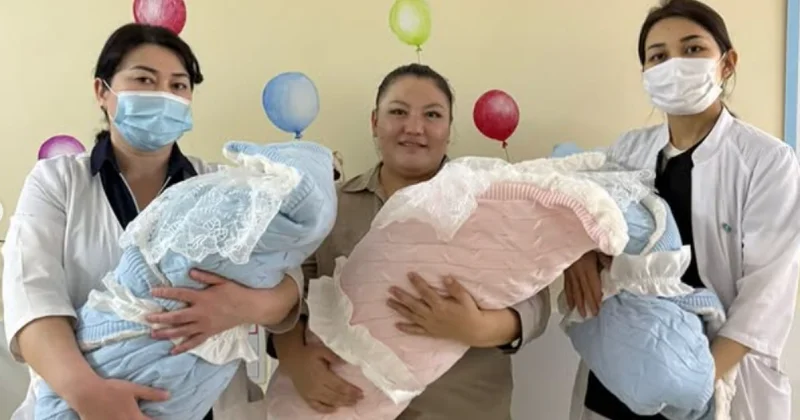 Сразу трое малышей родились в одной семье в Шымкенте