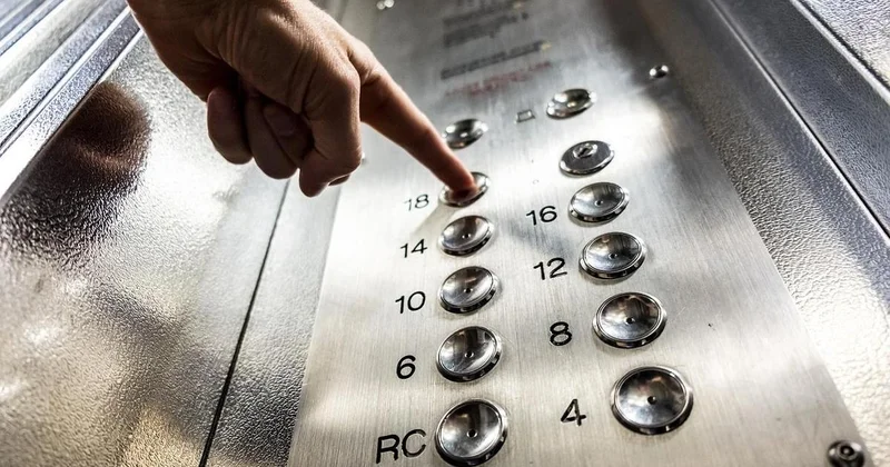 Лифт с девушкой рухнул с 8 этажа: какие меры приняли власти в Шымкенте