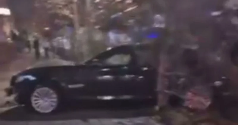 BMW вылетел в арык и протаранил дерево в Алматы