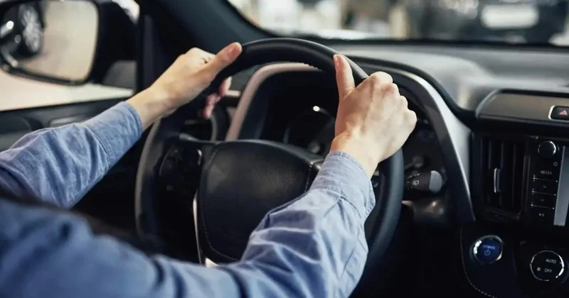 Қырғызстанда жол жүру ережесін бұзғандарды жол жиегінде тексеру тоқтатылды