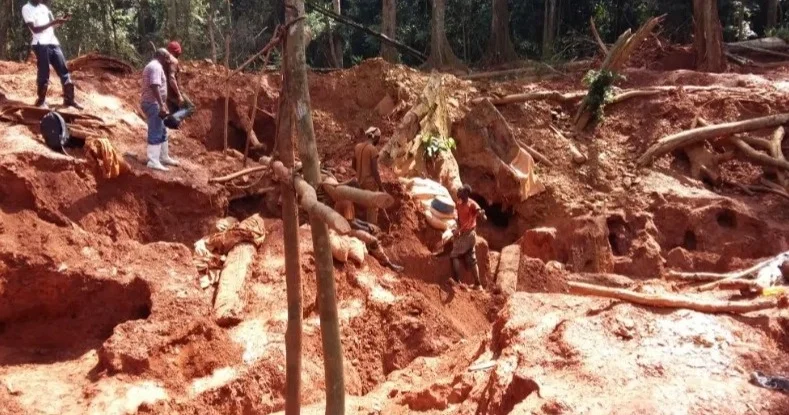 Конгодо шахта опырылып, 200 ден астам адам көз жұмды