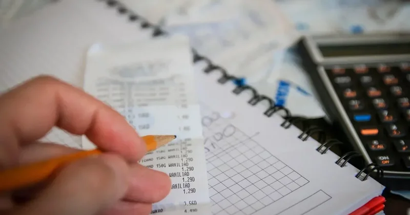 Казахстанцам с временными финансовыми затруднениями дадут отсрочку по налогам без залога