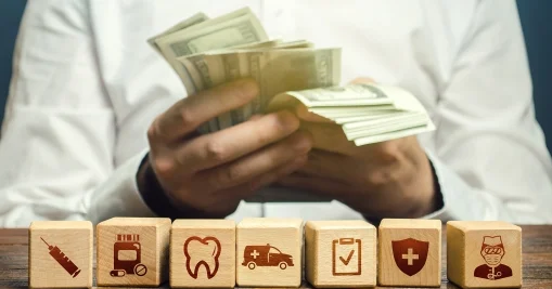 Приписки в Дамумед : АФМ раскрыло схему хищений в стоматологиях Алматинской области