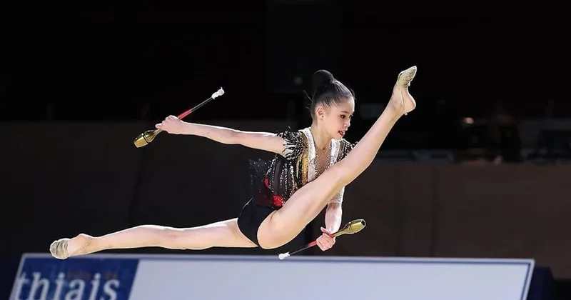 Казахстанская гимнастка выиграла еще три медали на этапе Гран при во Франции