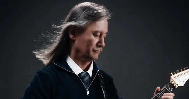 Маған сахнада билеген жараспайды Ұлықпан Жолдасов