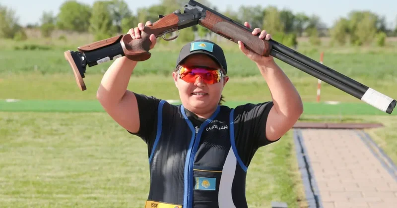 Берік Асылов Әсем Орынбайды стендтік атудан Әлем кубогы кезеңіндегі айқын жеңісімен құттықтады