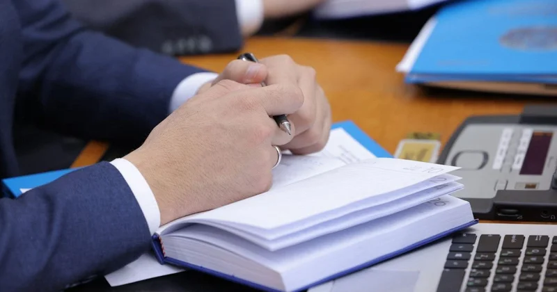 Әкімшілік аумақтық құрылыс туралы заң қандай мәселелерді реттейді?
