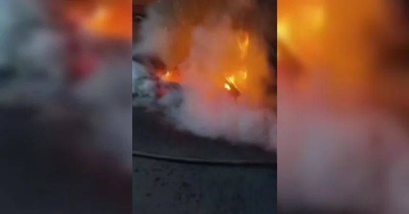 Автомобиль горел в Шымкенте