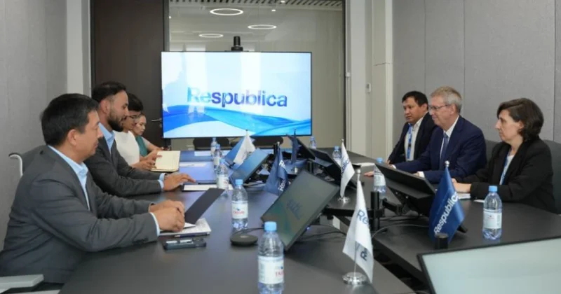 Председатель партии Respublica Айдарбек Ходжаназаров встретился с главой Миссии БДИПЧ ОБСЕ