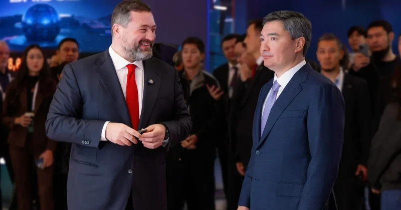 Михаил Ломтадзе Премьер министрге Kasper AI көмекшісінің мүмкіндіктерін көрсетті