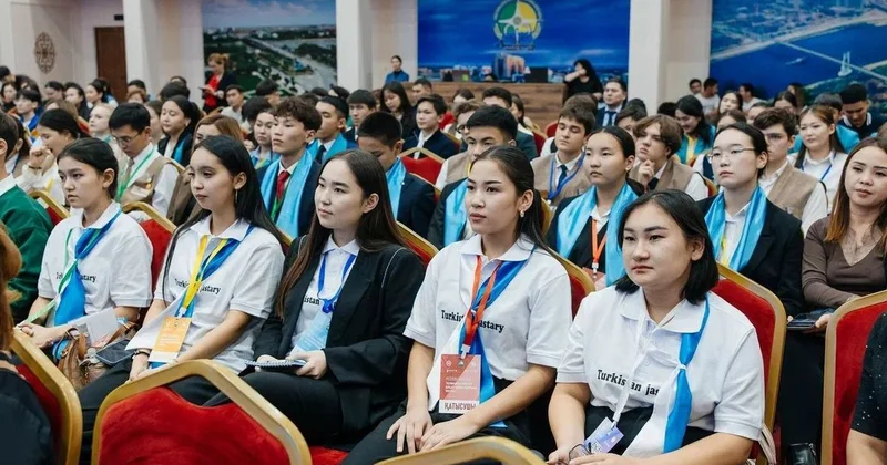 Форум молодых лидеров стартовал в Атырау