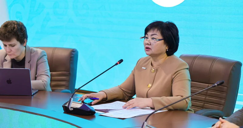 Цифрлық трансформация: AMANAT партиясы педагогтардың цифрлық сауатын арттыруға мүдделі