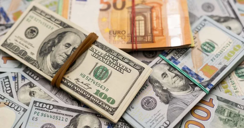 Колебания на валютном рынке Казахстана: сколько стоят доллар и евро