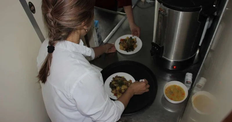 Персонал кафе стал причиной массового отравления на тое в Аркалыке