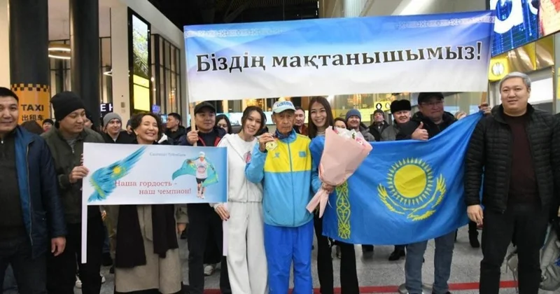 80 жасында 42 шақырымды жүгіріп өтті: Нью Йорк марафонына қатысқан ақсақал елге оралды