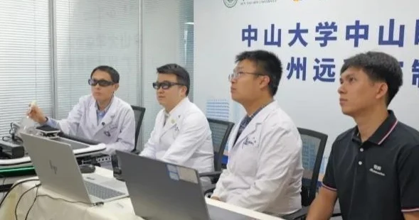 Қытайлық офтальмологтар 4200 км қашықтықтан ота жасады