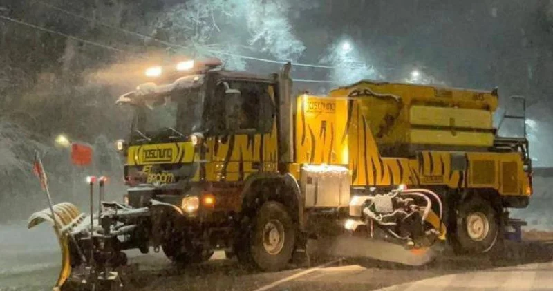 Алматыдағы алғашқы қар: коммуналдық қызмет күшейтілген режимге көшті