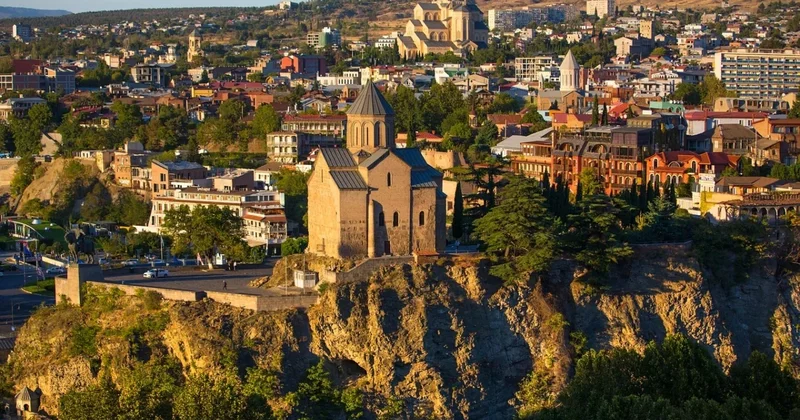 С 1 января Грузия вводит строгие меры для казахстанцев