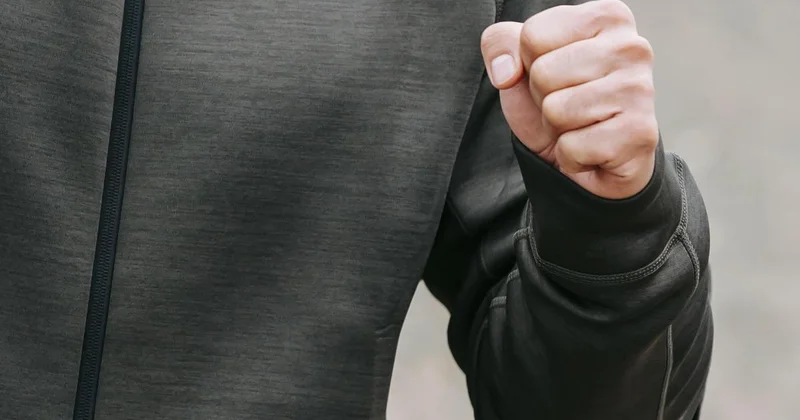 Бьют и требуют деньги : студенты одного из колледжей заявили о вымогательствах в Туркестанской области