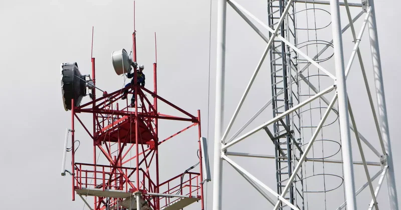 Петропавлда екі жұмысшы биіктіктен құлап кетті