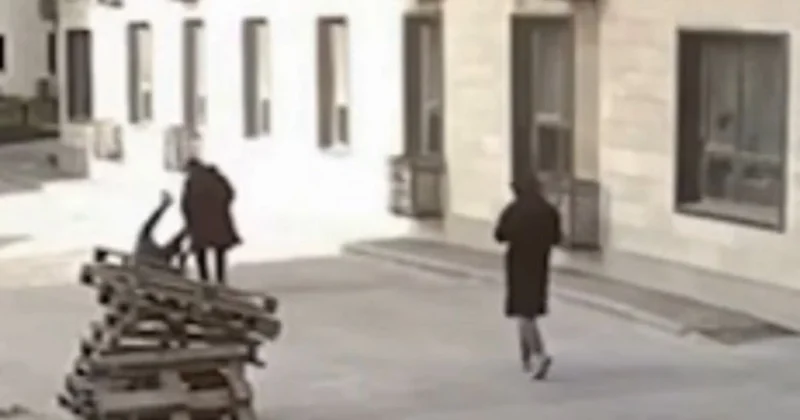 Арендатор квартиры напал на жителя : жестокое избиение в одном из дворов Алматы попало на видео