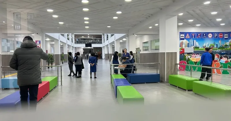 Три месяца без зарплаты вынудили учителей выйти на протест в Туркестане