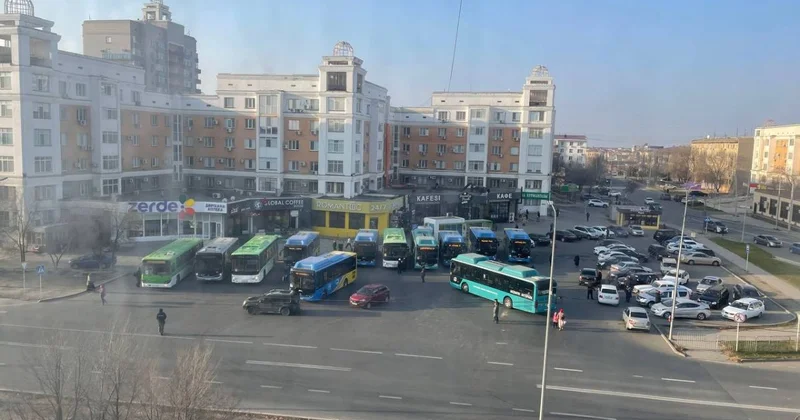 Авангардтағы үйлердің тұрғындары соңғы аялдаманы көшіруді талап етіп отыр