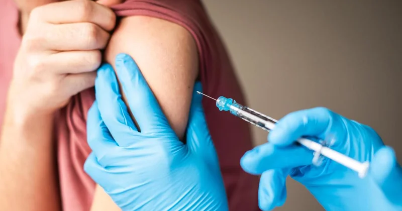 Казахстанских родителей попросили проверить наличие прививок у детей из за опасной болезни