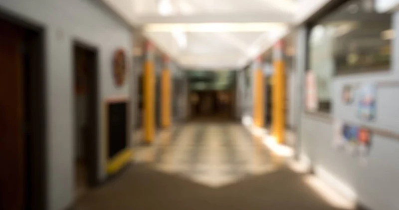 БҚО да мектеп директорына қатысты үлкен дау туды (ВИДЕО)