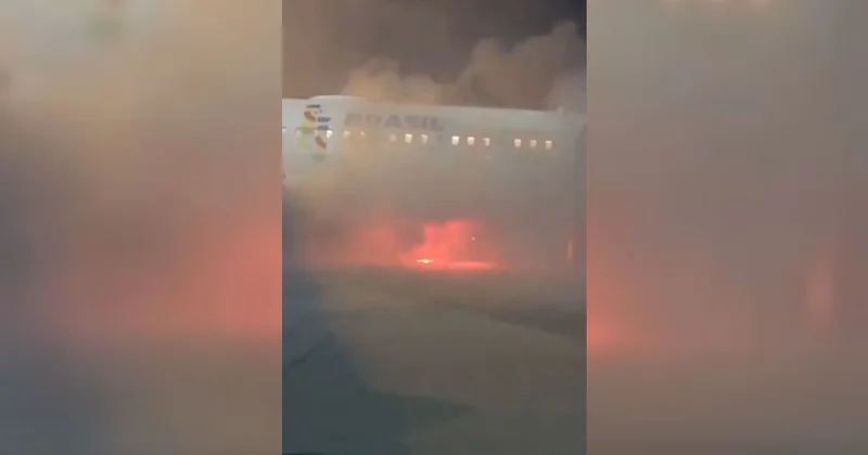 Пассажиров срочно эвакуировали из самолета из за пожара в аэропорту в Бразилии (видео)