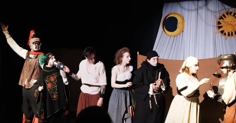 Спектакль История двух рыцарей : комедия без чести и совести