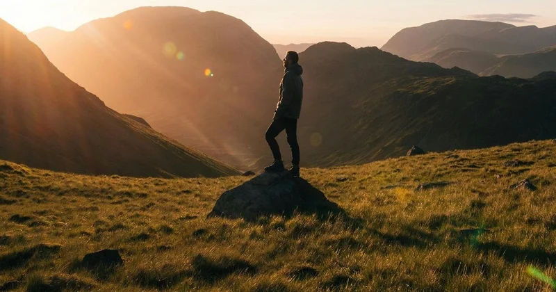 Женатый казахстанец проехал по горному склону и попал на работу в дом культуры