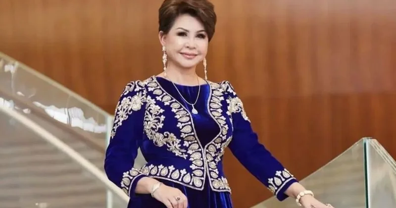 Роза Рымбаева показала архивные снимки