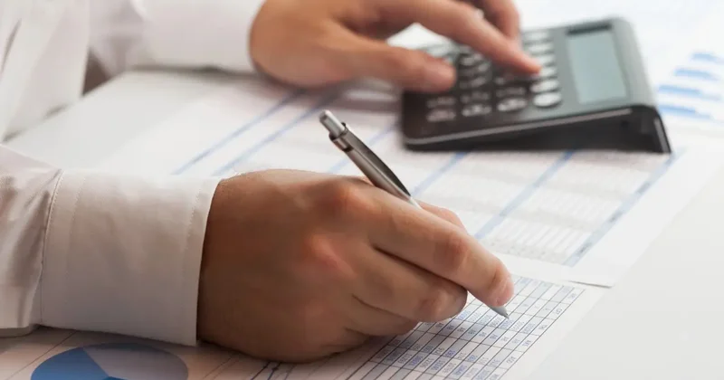 Поддержим тех, кто реально нуждается Бектенов о поручении Токаева по тарифам