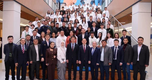 Жаңа Конституциядағы отбасы және неке нормалары сарапшылар талқысына түсті