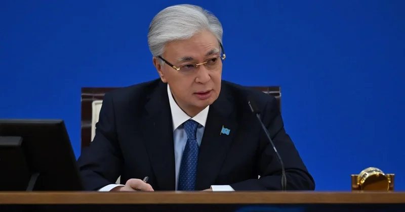 Токаев выразил соболезнования президенту и премьеру Пакистана