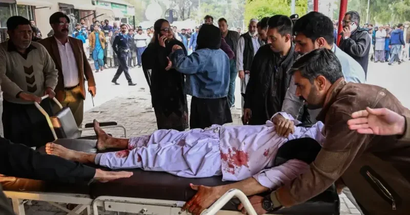 В мечети в Пакистане произошёл взрыв: 31 человек погиб, 169 ранены