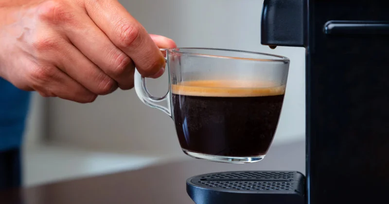 Қан қысымы жоғары адамдарға кофені қалай ішу керегі айтылды