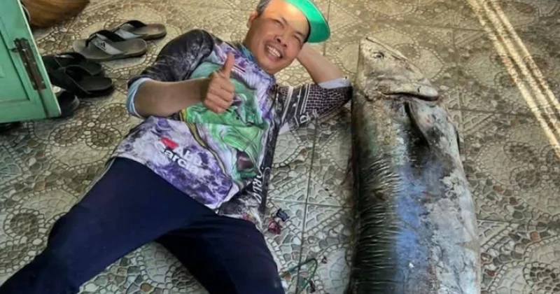 Рыболов любитель поймал рыбу весом 63 кг