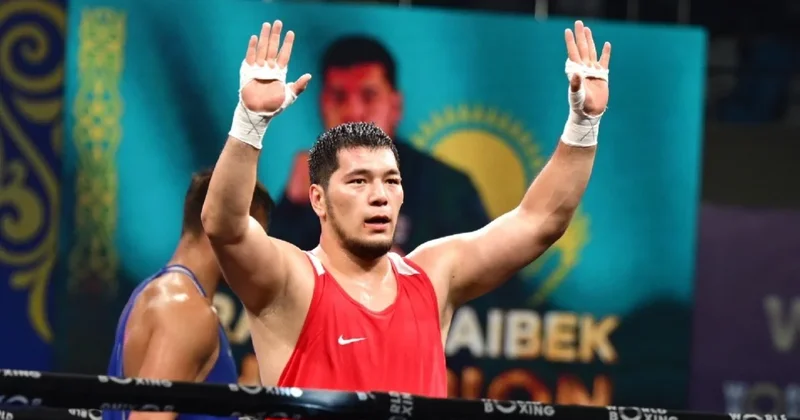 Айбек Оралбай гарантировал себе медаль на турнире Boxam Elite