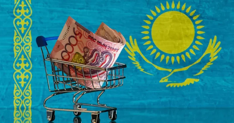 Ұлттық банк басшысы: Сатып алуды тек қолма қол ақшамен төлеуді талап ету заңсыз әрі дұрыс емес