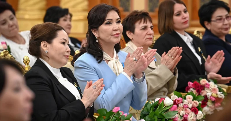 Жаңа Конституция жасанды интеллект және жаппай цифрландыру дәуірінде Қазақстанның тұрақты дамуына мызғымас негіз қалайды Тоқаев